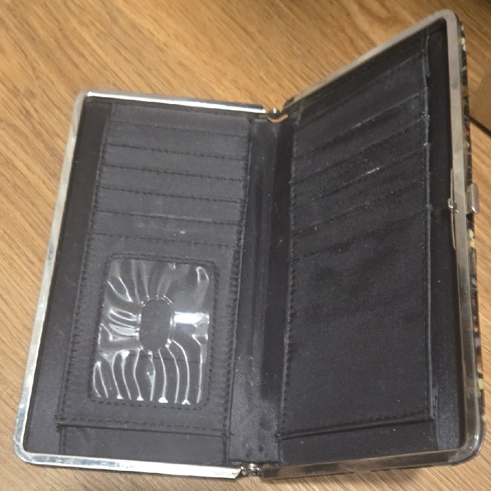 Floral Patterned Wallet - Picture 3 of 3